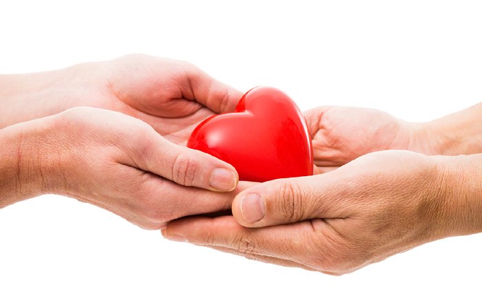 La generosidad rompe cadenas invisibles