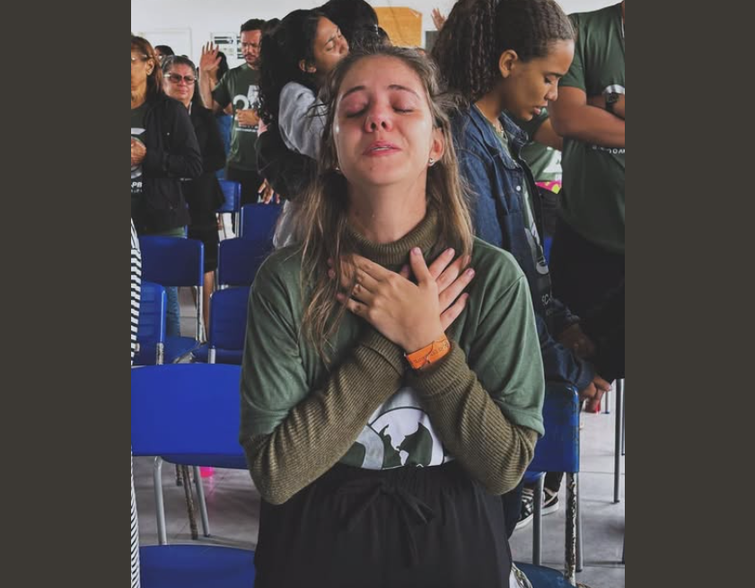 Testimonio: Camila servía a Dios, pero se estaba alejando de Él...