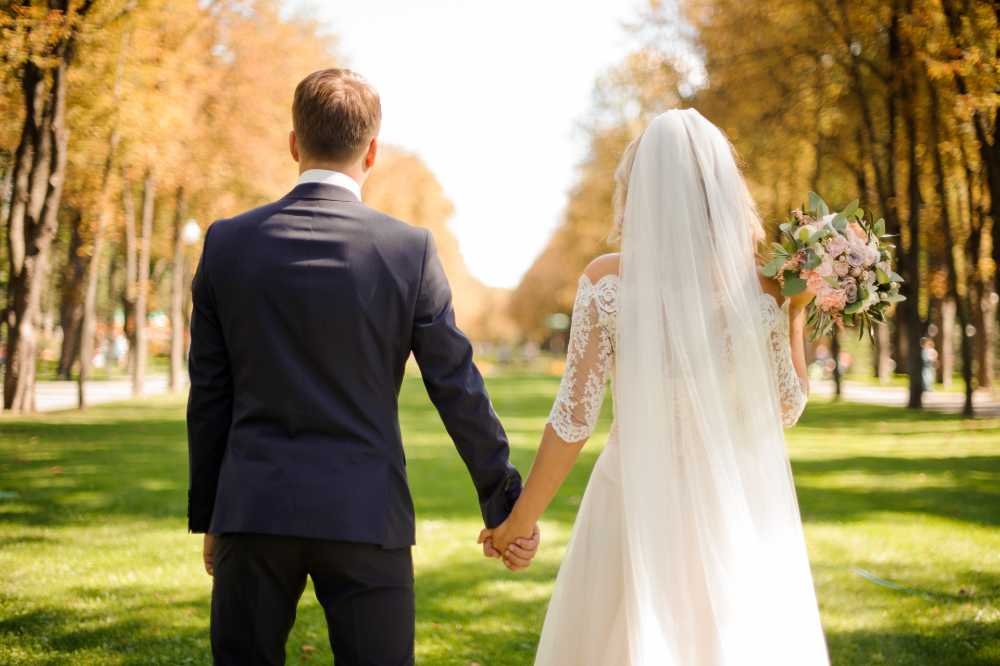 Un matrimonio sólido es fruto de la decisión diaria de amarse con honra, respeto y dedicación